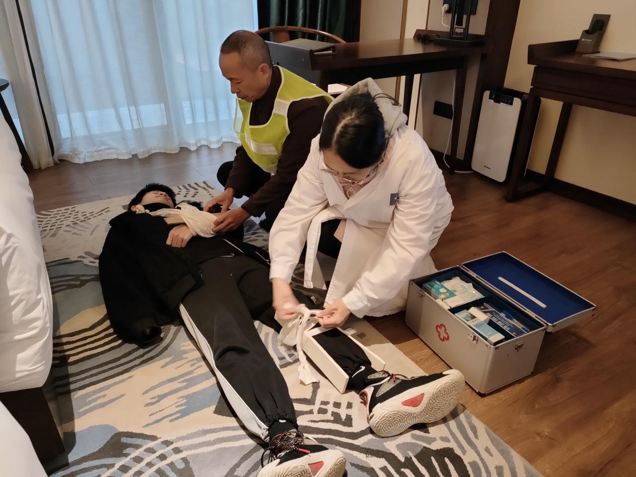 平樂(lè)弘潤(rùn)開(kāi)展火災(zāi)防控消防演練2.jpg 平樂(lè)弘潤(rùn)開(kāi)展火災(zāi)防控消防演練2.jpg